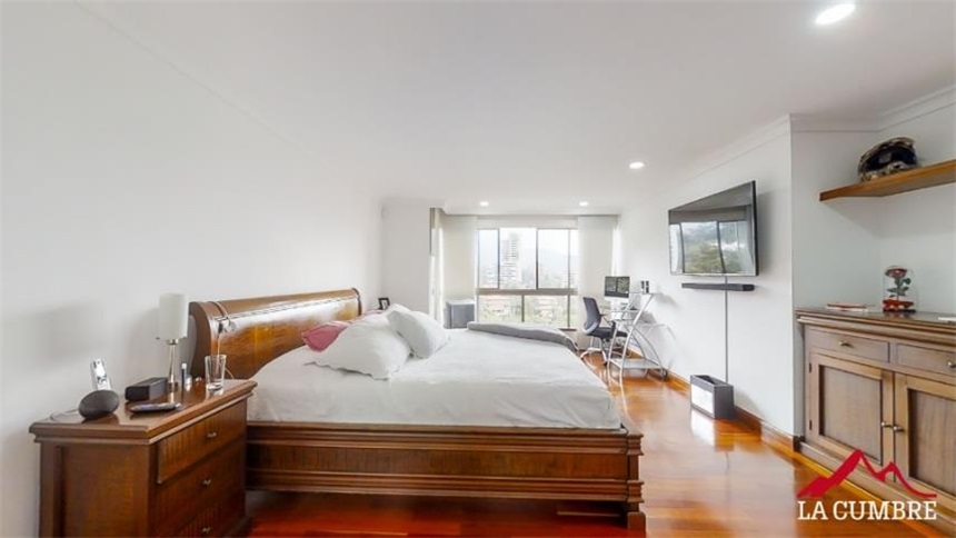 Apartamento en venta en El Poblado, Medellín · foto 23 de 24