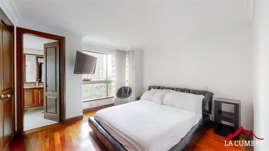 Apartamento en venta en El Poblado, Medellín · foto 16 de 24