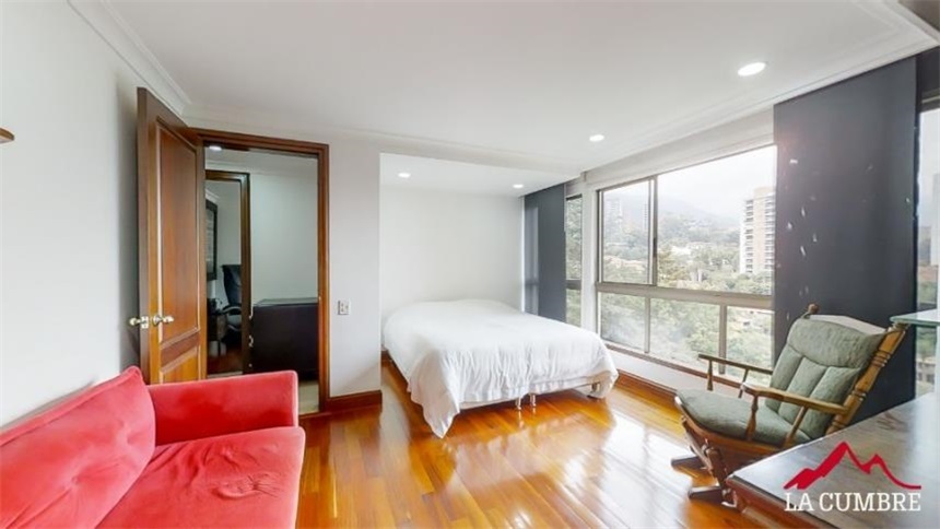 Apartamento en venta en El Poblado, Medellín · foto 18 de 24