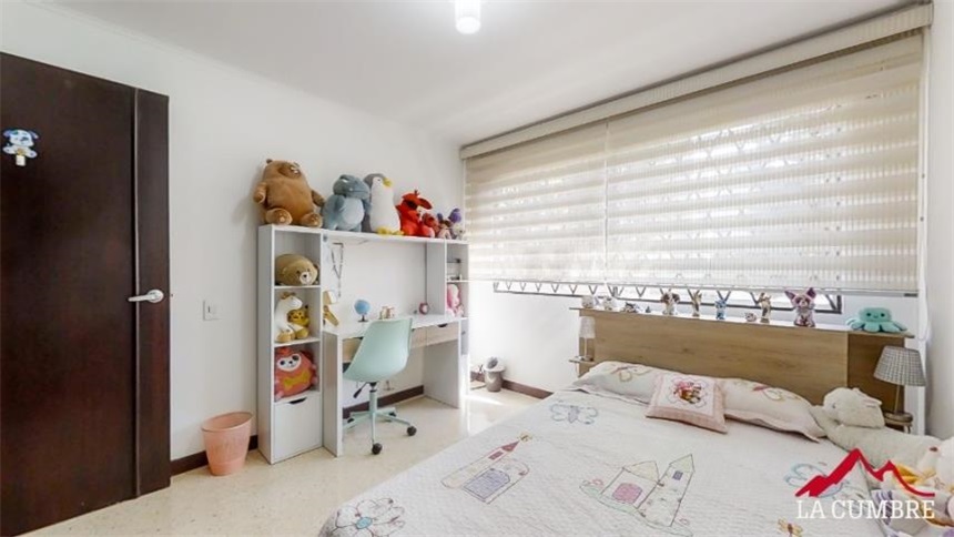 Apartamento de 3 alcobas en venta en El Poblado, Medellín, 148 m² · foto 16 de 18