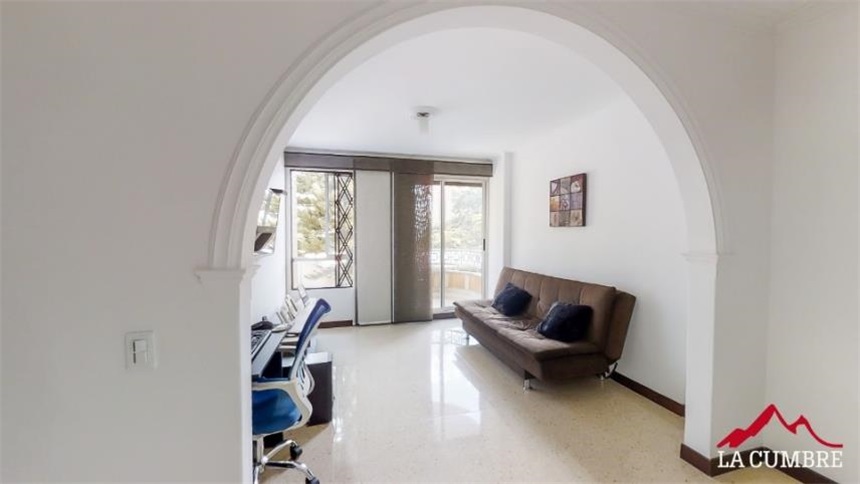 Apartamento de 3 alcobas en venta en El Poblado, Medellín, 148 m² · foto 17 de 18