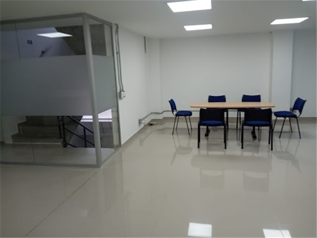 Local en arriendo en Suramericana, Medellín, 65 m² · foto 6 de 9