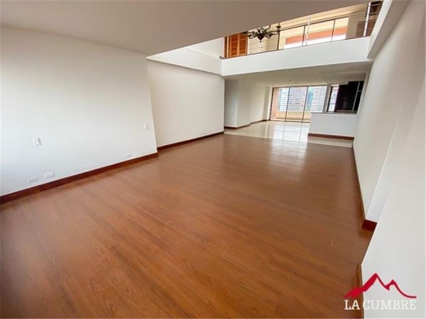 Apartamento en arriendo en La Calera, Medellín · foto 2 de 17