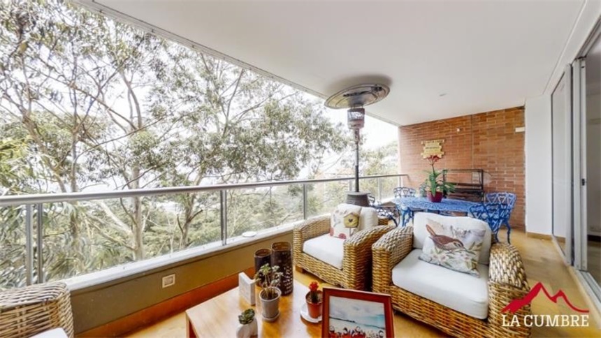 Apartamento de 3 alcobas en arriendo en El Poblado, Medellín, 220 m² · foto 5 de 16
