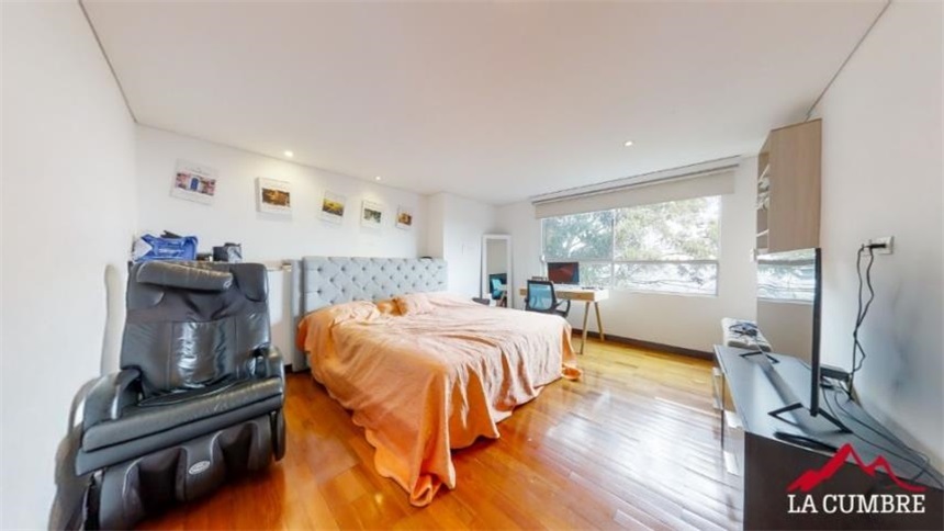 Apartamento de 3 alcobas en arriendo en El Poblado, Medellín, 220 m² · foto 9 de 16