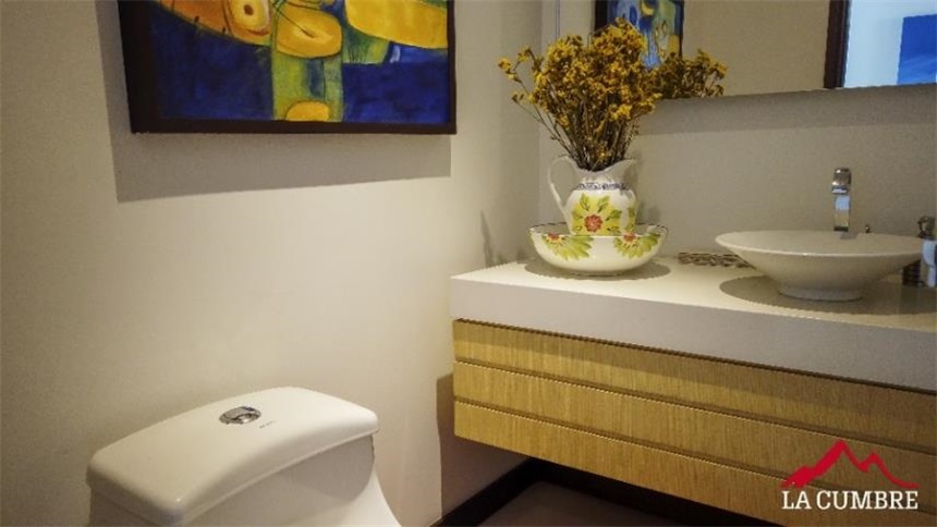 Apartamento de 3 alcobas en venta en Los Balsos, Medellín, 199 m² · foto 16 de 18