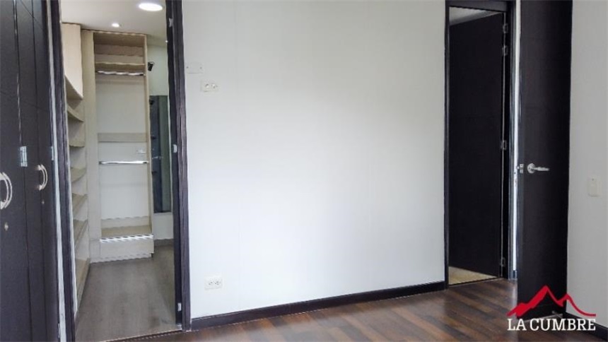 Apartamento de 3 alcobas en venta en Lalinde, Medellín, 153 m² · foto 24 de 24