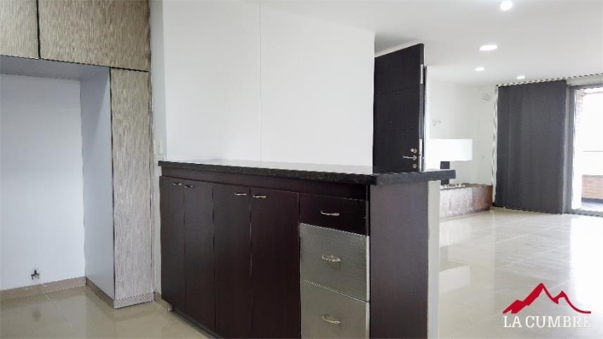 Apartamento de 3 alcobas en venta en Lalinde, Medellín, 153 m² · foto 13 de 24