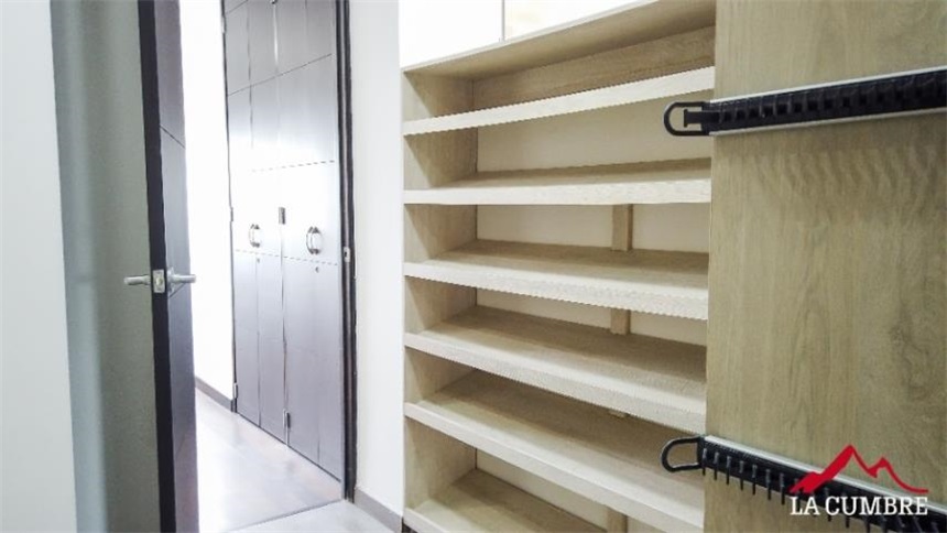 Apartamento de 3 alcobas en venta en Lalinde, Medellín, 153 m² · foto 22 de 24
