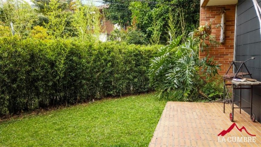Casa de 3 alcobas en venta en Loma El Atravesado, Envigado, 235 m² · foto 6 de 14
