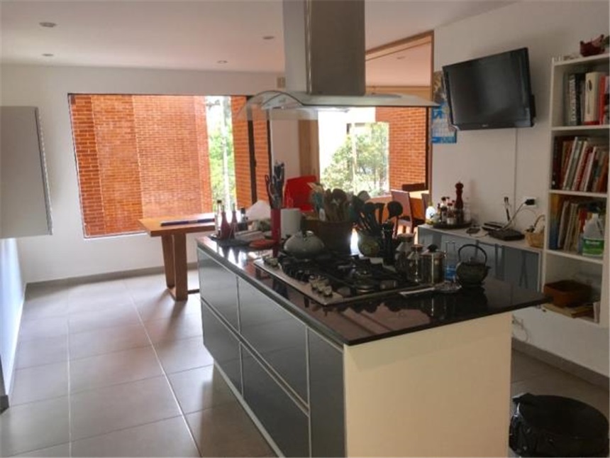 Apartamento en venta en Los Rosales, Bogotá · foto 19 de 24