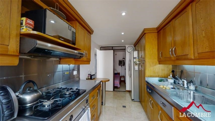 Casa de 4 alcobas en venta en Loma De Las Brujas, Envigado, 204 m² · foto 6 de 18