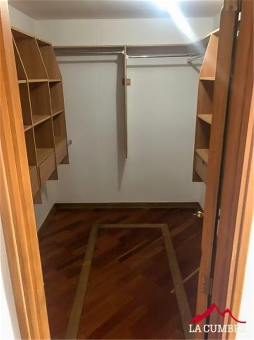 Apartamento de 5 alcobas en venta en Los Balsos, Medellín, 227 m² · foto 15 de 17