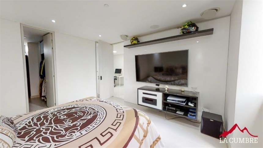 Apartamento en venta en El Poblado, Envigado · foto 10 de 21