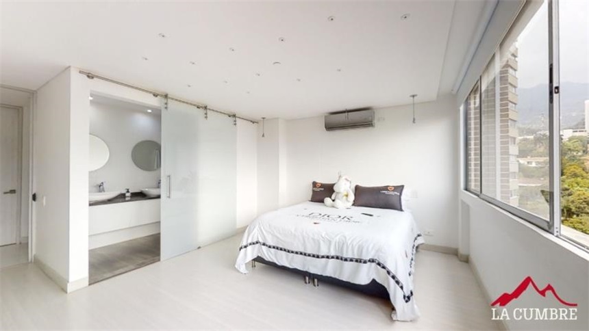 Apartamento en venta en El Poblado, Envigado · foto 16 de 21