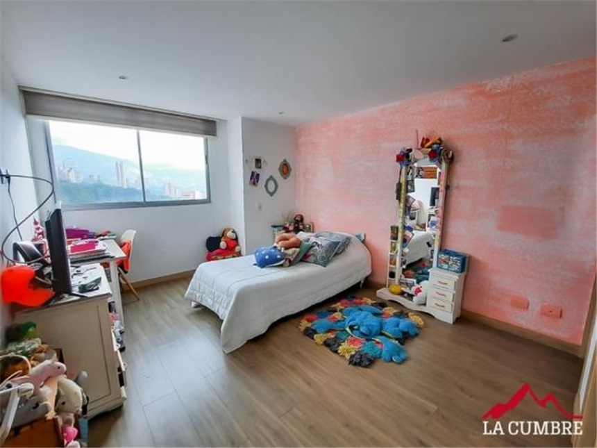 Apartamento en venta en El Poblado, Medellín · foto 22 de 24