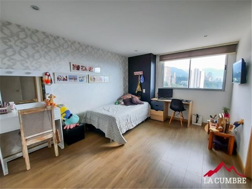 Apartamento en venta en El Poblado, Medellín · foto 14 de 24