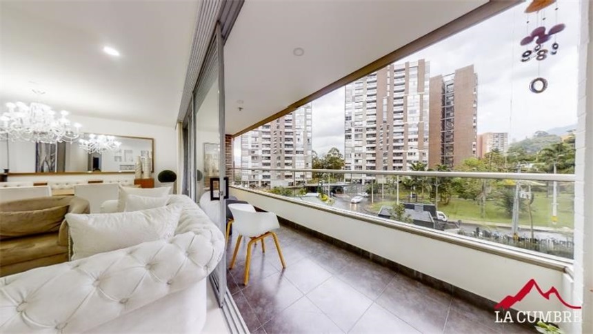 Apartamento en venta en Loma Del Chocho, Envigado · foto 6 de 16
