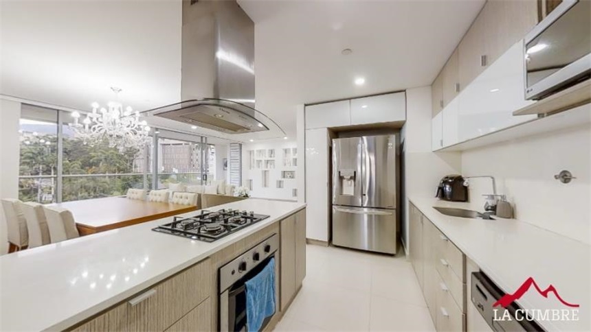 Apartamento en venta en Loma Del Chocho, Envigado · foto 8 de 16