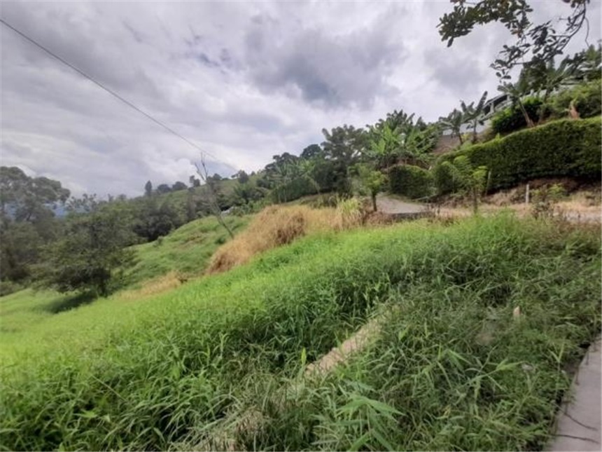 Lote en venta en La Cabaña, Manizales, 2000 m² · foto 10 de 24