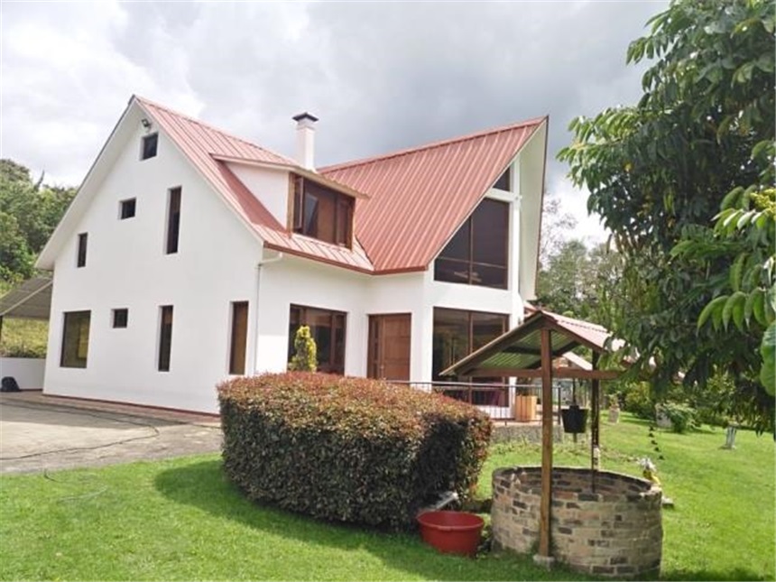 Casa en venta en El Rodeo, La Calera · foto 2 de 22
