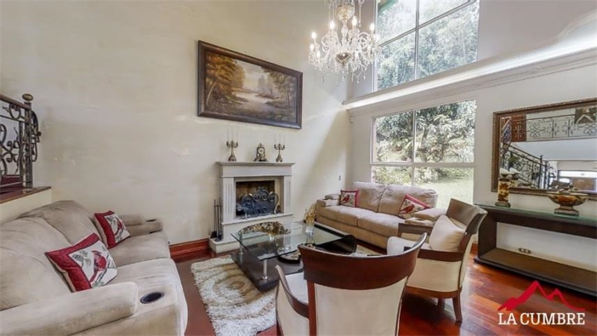 Casa de 5 alcobas en venta en Los Naranjos, Medellín, 400 m² · foto 14 de 24