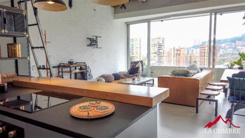 Apartamento de 2 alcobas en arriendo en El Poblado, Medellín, 155 m² · foto 2 de 24