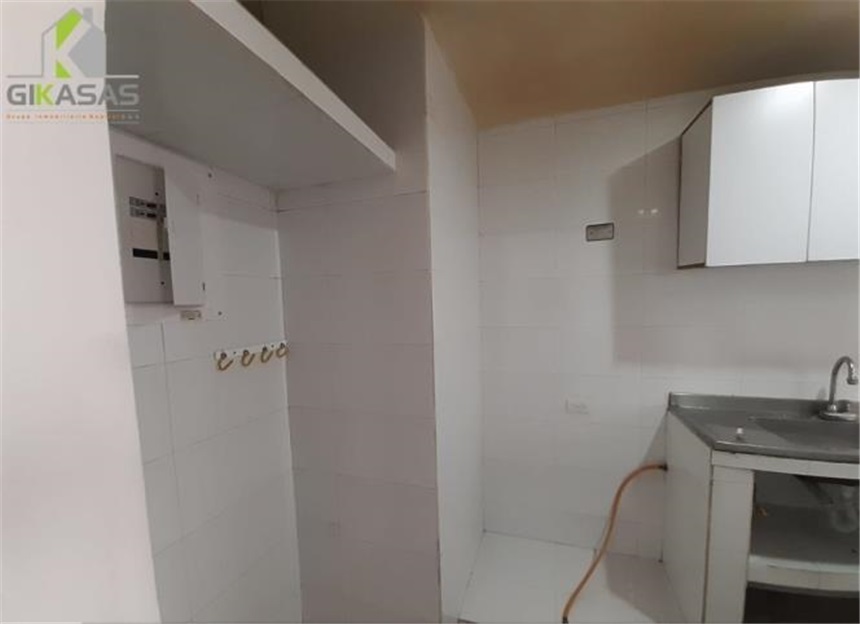 Casa en venta en Barrios Unidos, Bogotá · foto 2 de 13