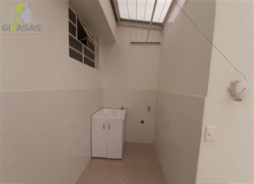 Casa en venta en Barrios Unidos, Bogotá · foto 10 de 13