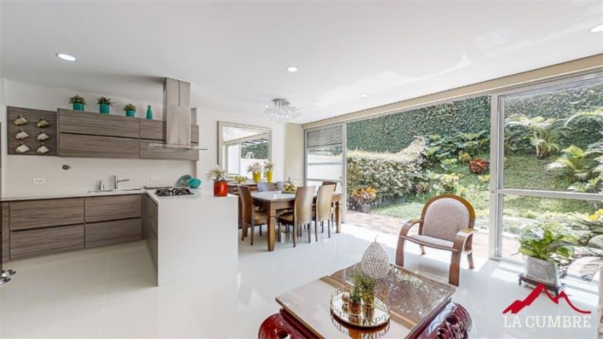 Casa de 3 alcobas en venta en San Lucas, Envigado, 171 m² · foto 11 de 24