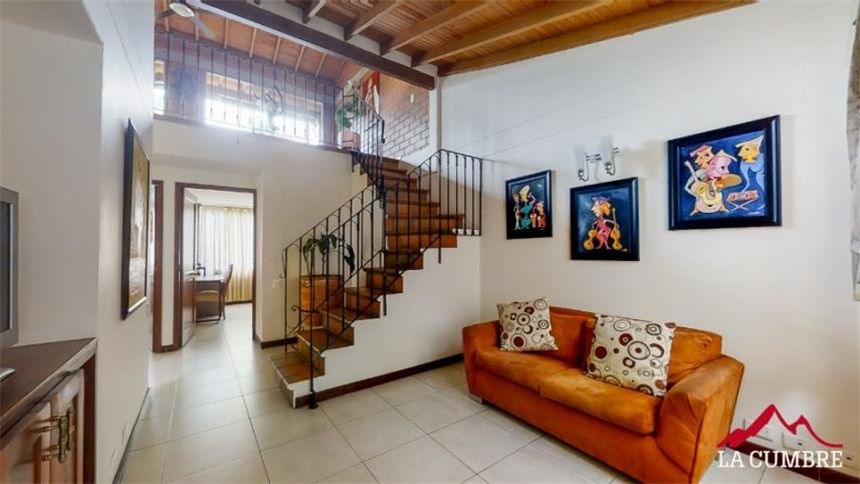 Casa de 4 alcobas en venta en Loma Del Chocho, Envigado, 236 m² · foto 8 de 19