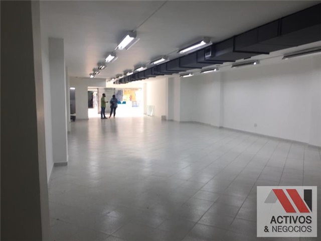 Local en Arriendo - Vista 2