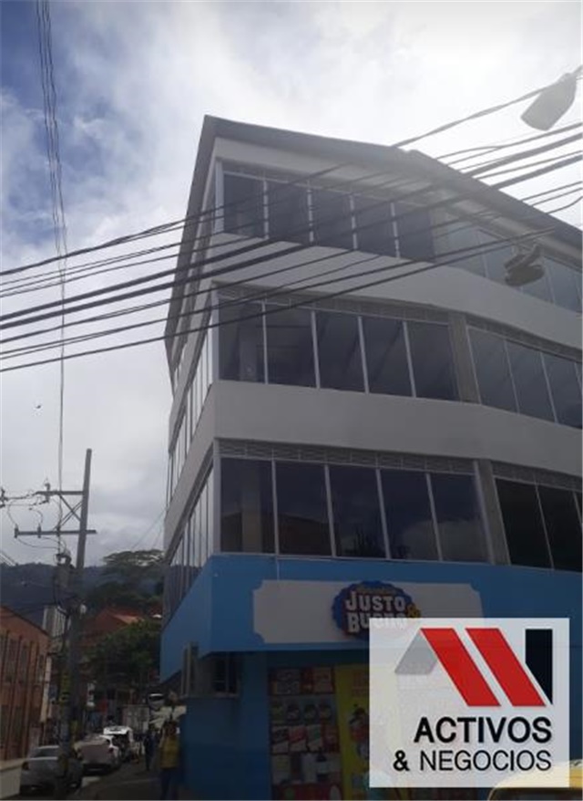 Local en Arriendo - Vista 2