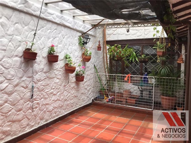 Casa de 3 alcobas en venta en Lago De Suba, Bogotá, 386 m² · foto 5 de 24