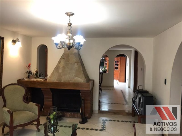 Casa de 3 alcobas en venta en Lago De Suba, Bogotá, 386 m² · foto 11 de 24