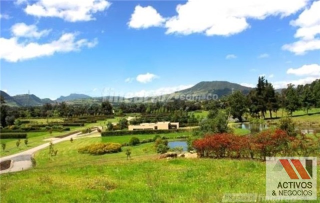 Lote en venta en El Volcan, La Calera, 2519 m² · foto 3 de 15