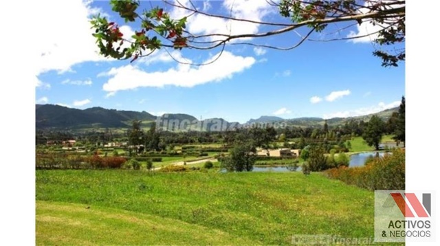 Lote en venta en El Volcan, La Calera, 2519 m² · foto 4 de 15