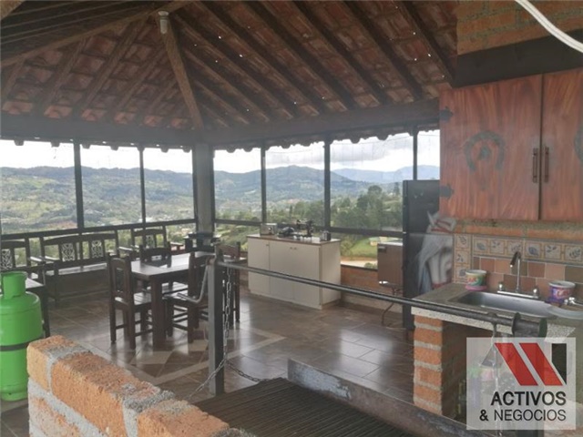 Finca en venta en La Hondita, Guarne, 5800 m² · foto 11 de 24