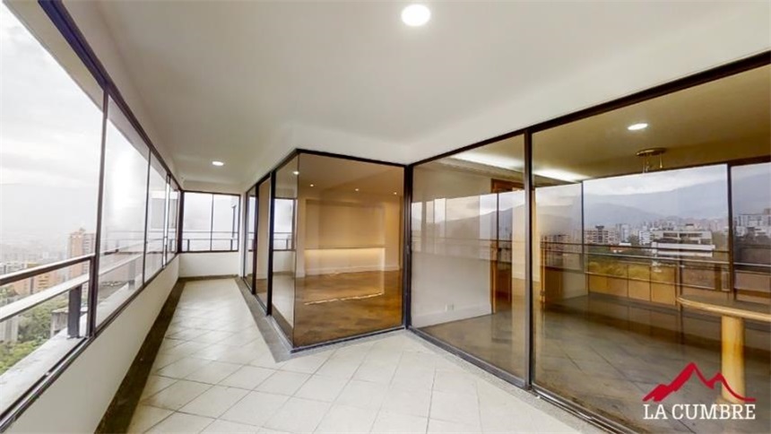 Apartamento de 4 alcobas en venta en Las Lomas, Medellín, 242 m² · foto 18 de 19