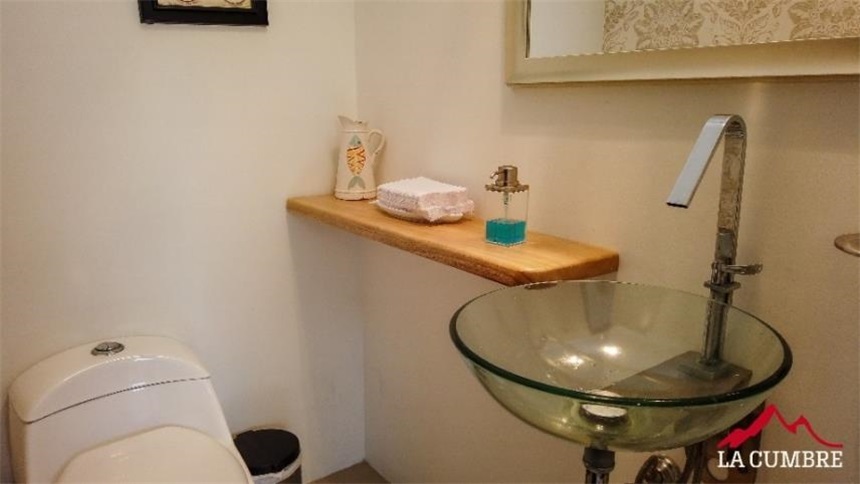 Casa de 3 alcobas en venta en El Tesoro, Medellín, 320 m² · foto 13 de 24