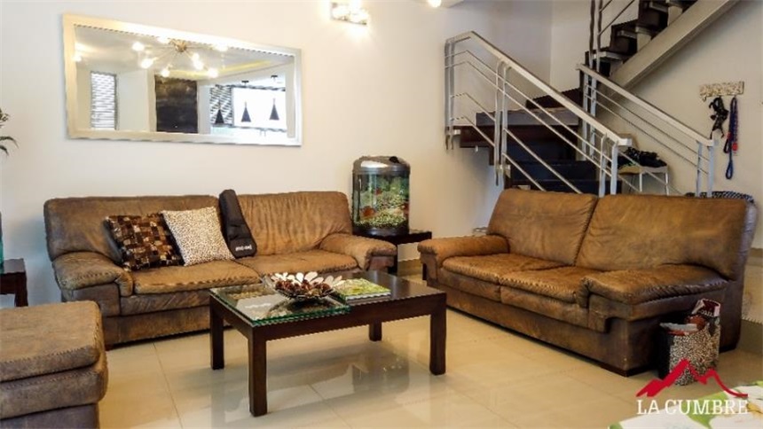 Casa de 3 alcobas en venta en El Tesoro, Medellín, 320 m² · foto 22 de 24
