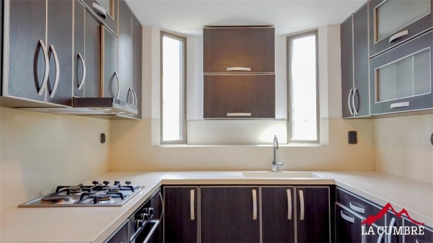 Casa de 4 alcobas en venta en Montessori, Medellín, 284 m² · foto 8 de 24