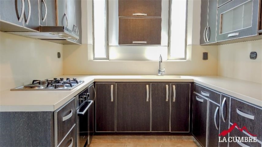 Casa de 4 alcobas en venta en Montessori, Medellín, 284 m² · foto 7 de 24