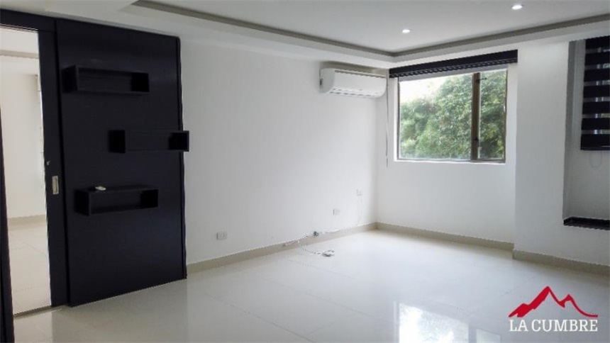 Casa de 4 alcobas en venta en Montessori, Medellín, 284 m² · foto 18 de 24
