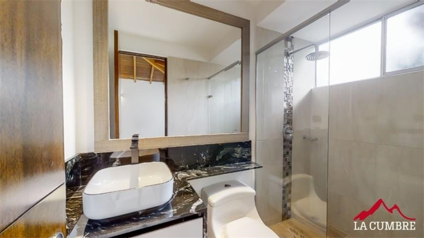 Casa de 4 alcobas en venta en El Poblado, Medellín, 280 m² · foto 19 de 22