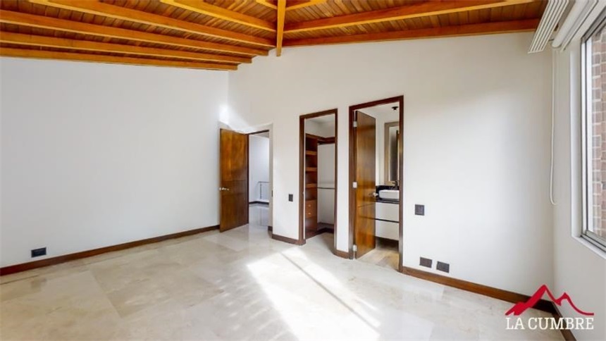 Casa de 4 alcobas en venta en El Poblado, Medellín, 280 m² · foto 18 de 22