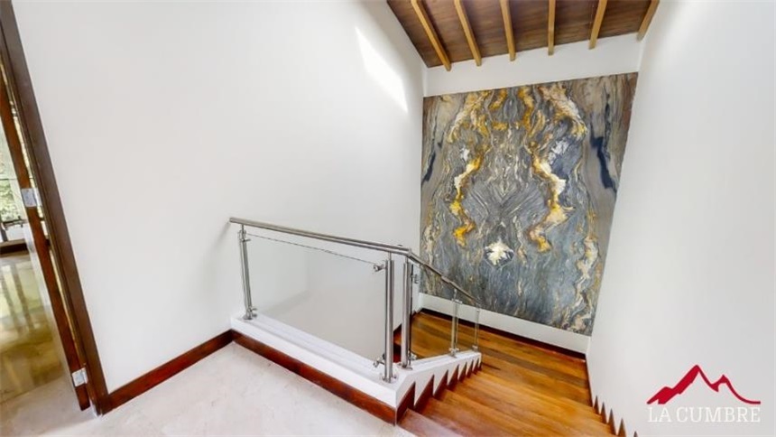 Casa de 4 alcobas en venta en El Poblado, Medellín, 280 m² · foto 14 de 22