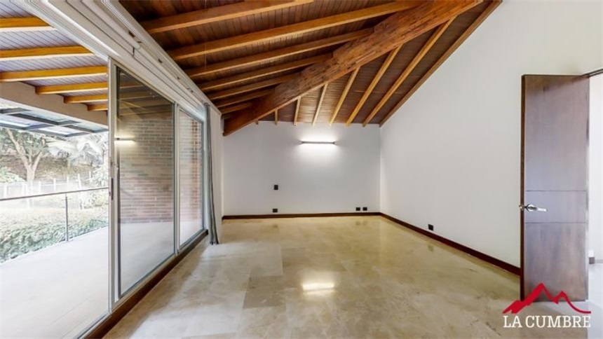 Casa de 4 alcobas en venta en El Poblado, Medellín, 280 m² · foto 15 de 22
