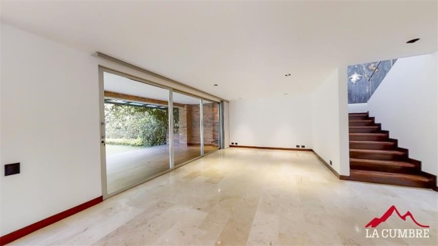 Casa de 4 alcobas en venta en El Poblado, Medellín, 280 m² · foto 2 de 22