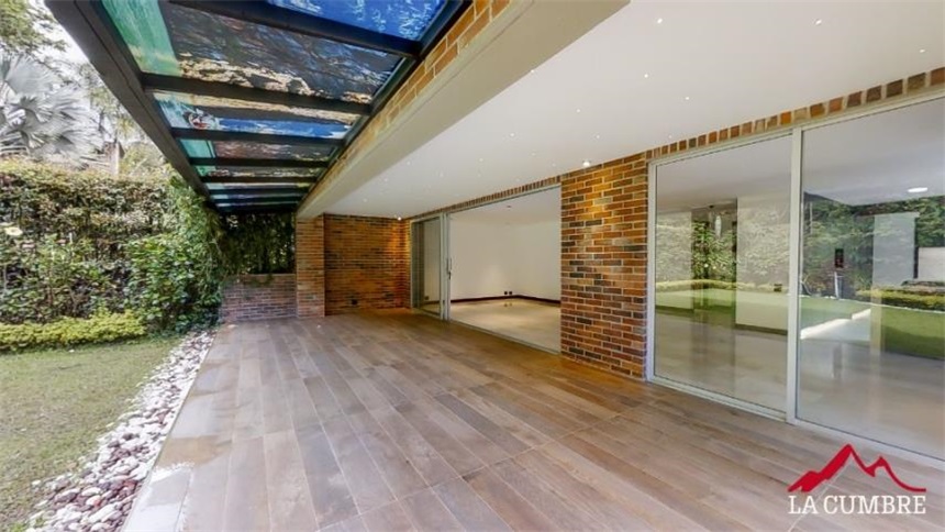 Casa de 4 alcobas en venta en El Poblado, Medellín, 280 m² · foto 8 de 22
